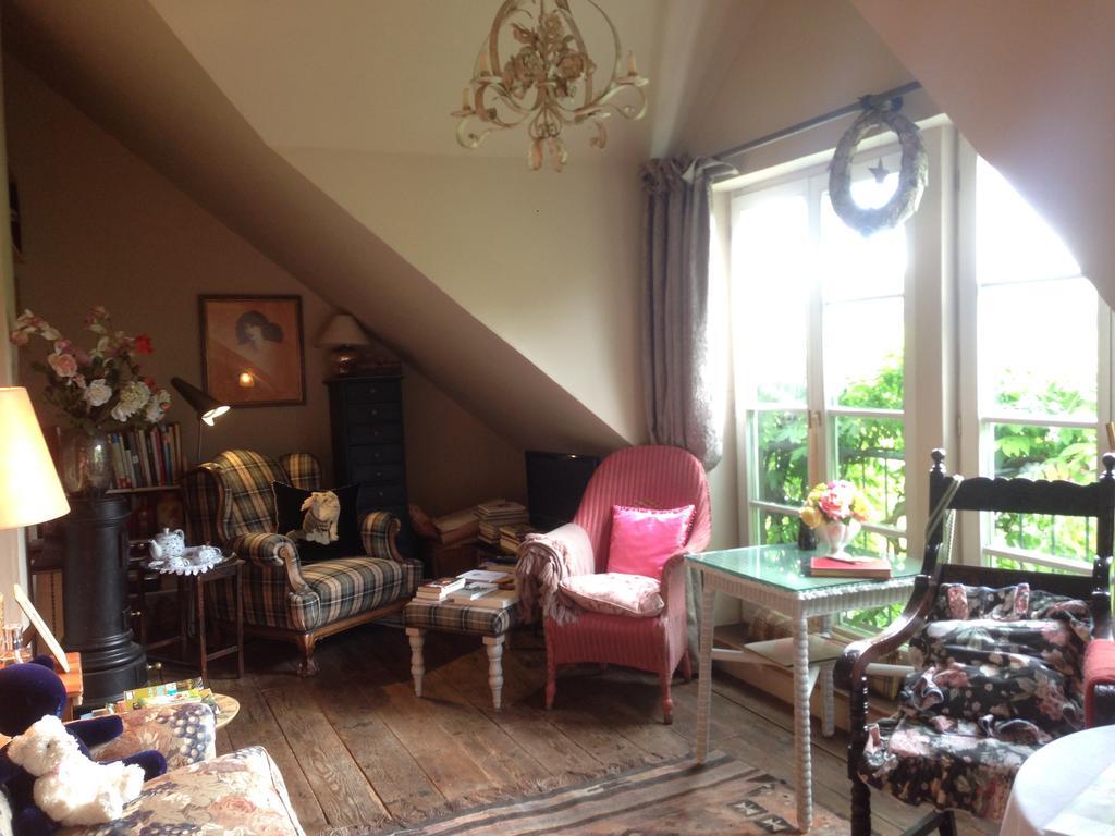 All Seasons Bed & Breakfast Kerpen  Экстерьер фото